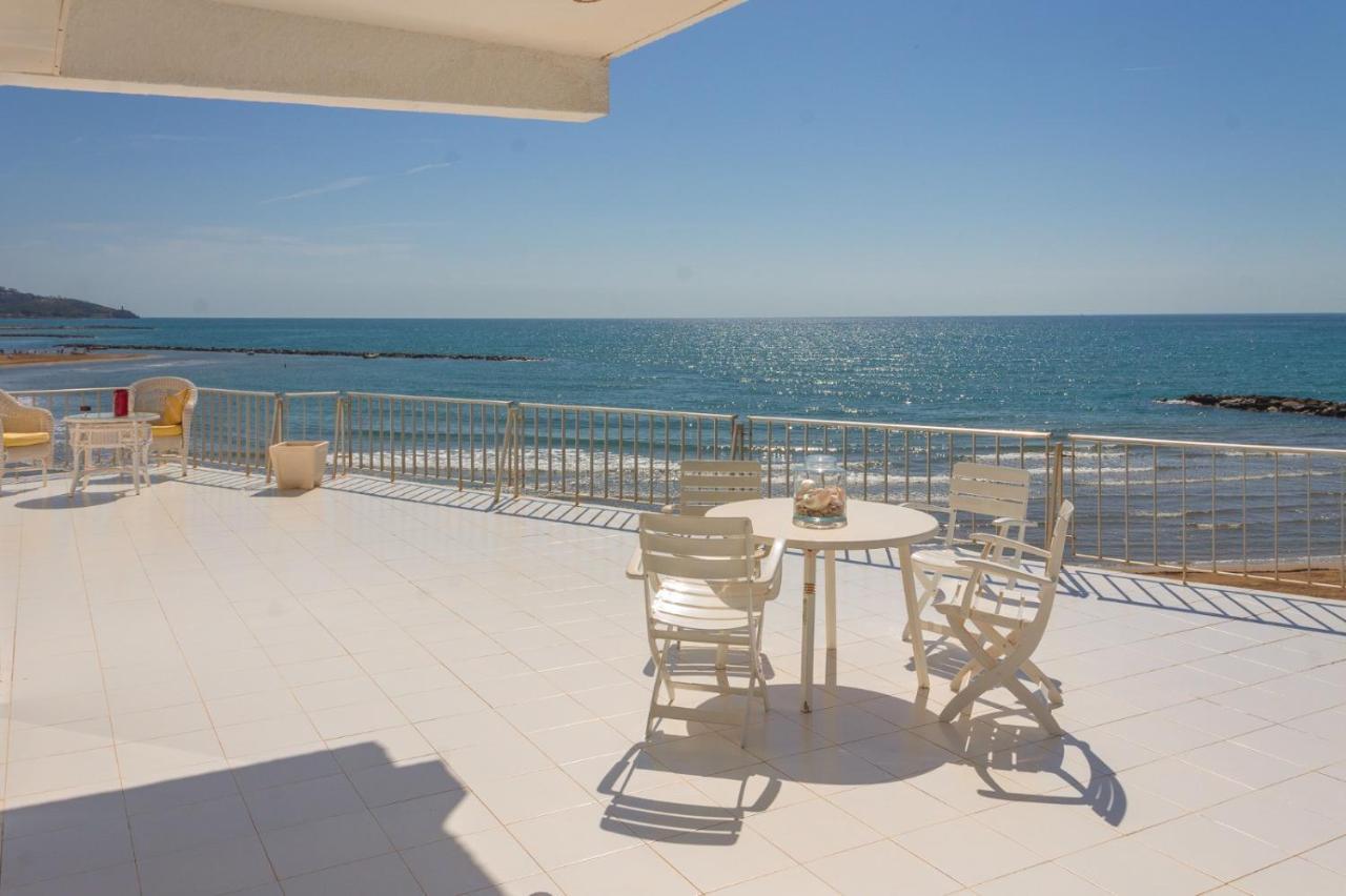 Magnifica Villa Aireola Frente Al Mar Benicassim Exterior photo
